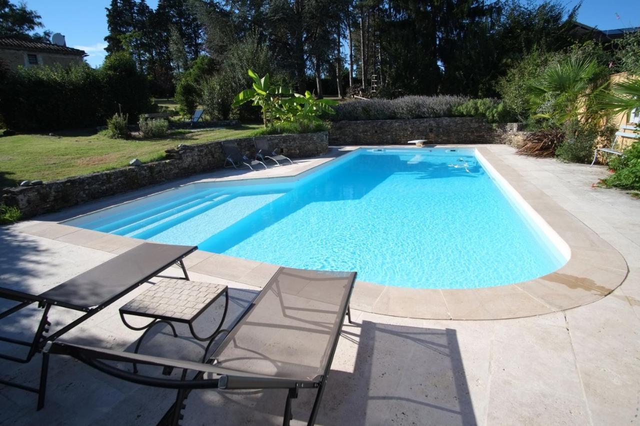Maison de Vacances Loubejac Exterior foto